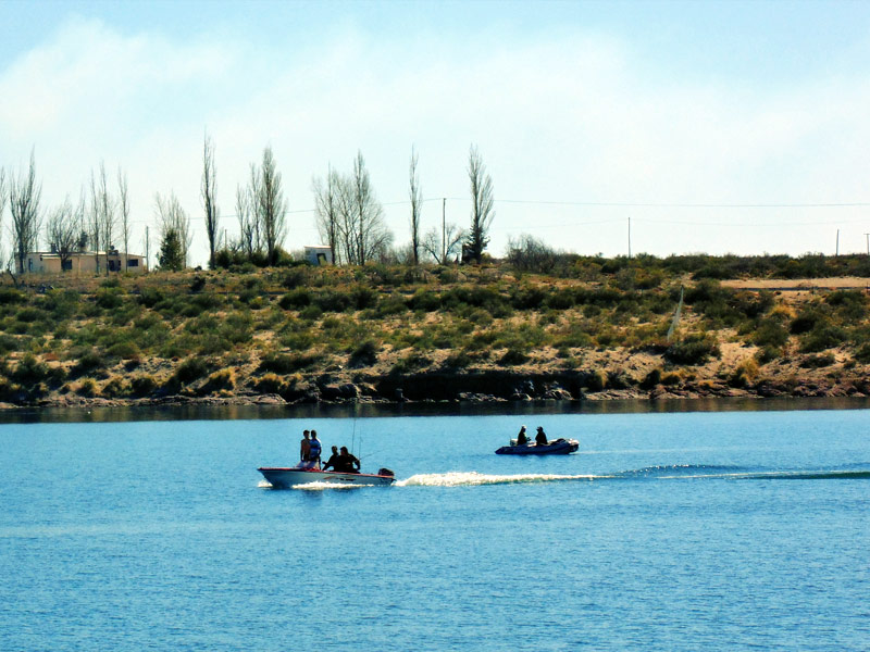 Pesca en Mendoza - Imagen: Turismoentrerios.com